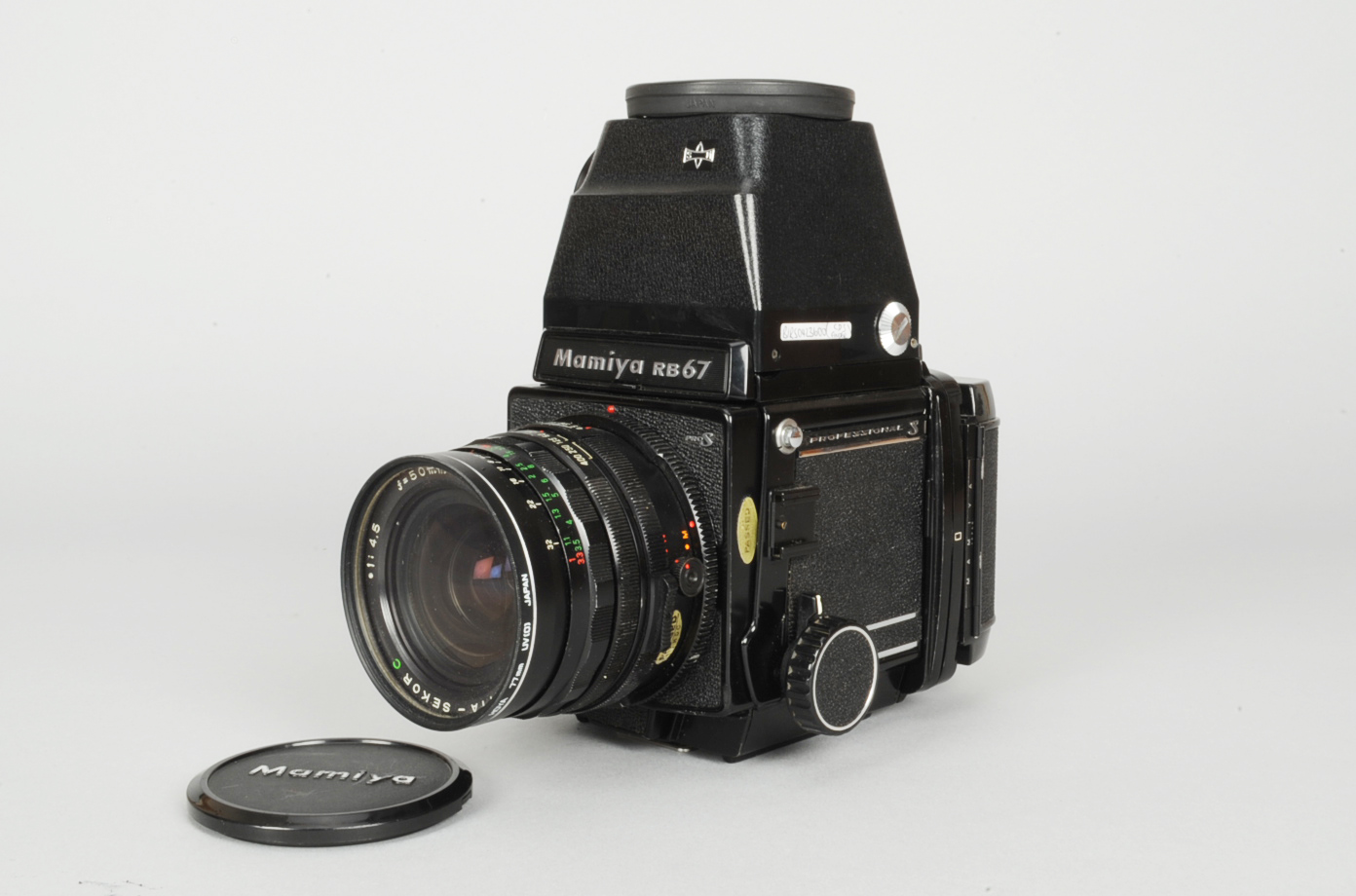 A Mamiya RB 67 Professional S Camera, serial no C501101, shutter working, body G, small ding to