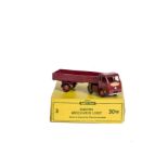 A Dinky Toys 30w Electric Articulated Lorry Trade Box, comprising one 421 Hindle-Smart Helecs,