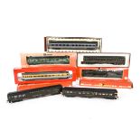 Rivarossi American HO Gauge Coaches, a boxed group including a rake of Santa Fe examples, 2324/0,