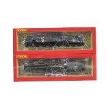 Hornby 00 Gauge BR green 4-6-2 Steam Locomotives and Tenders, R3520 late BR Britannia Class 70007 '
