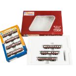 Roco N Gauge TEE VT Train and Coach Packs, 23007 comprising 4-Car unit in red and cream, with