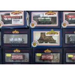 Bachmann 00 gauge Wagons and Tank wagons, 33-551B 46-Ton Railfreight Scotland Hopper Wagons (3),