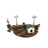 A Collection of Märklin and Other Gauge I Continental-Style Signals Lamps 3-rail Track and