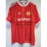 MAN UTD 1991 League Cup Final squad signed Manchester United Red short sleeved replica shirt with