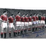 MANCHESTER UTD Autographed colour 12 x 8 photo, showing Manchester United's Busby Babes lining up