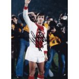 JOHAN CRUYFF AUTOGRAPH A signed 16" X 12" colour photograph of the legendary player Johan Cruyff