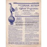 TOTTENHAM / HIBS 4 Page programme Tottenham v Hibernian Friendly 1/5/1950. No writing. Generally