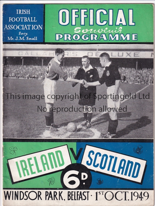 IRELAND - SCOTLAND 49 Ireland home programme v Scotland, 1/10/49 at Belfast. Generally good