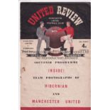 MAM UTD - HIBERNIAN 52 Manchester United home programme v Hibernian, 29/3/52, friendly, slight mark.