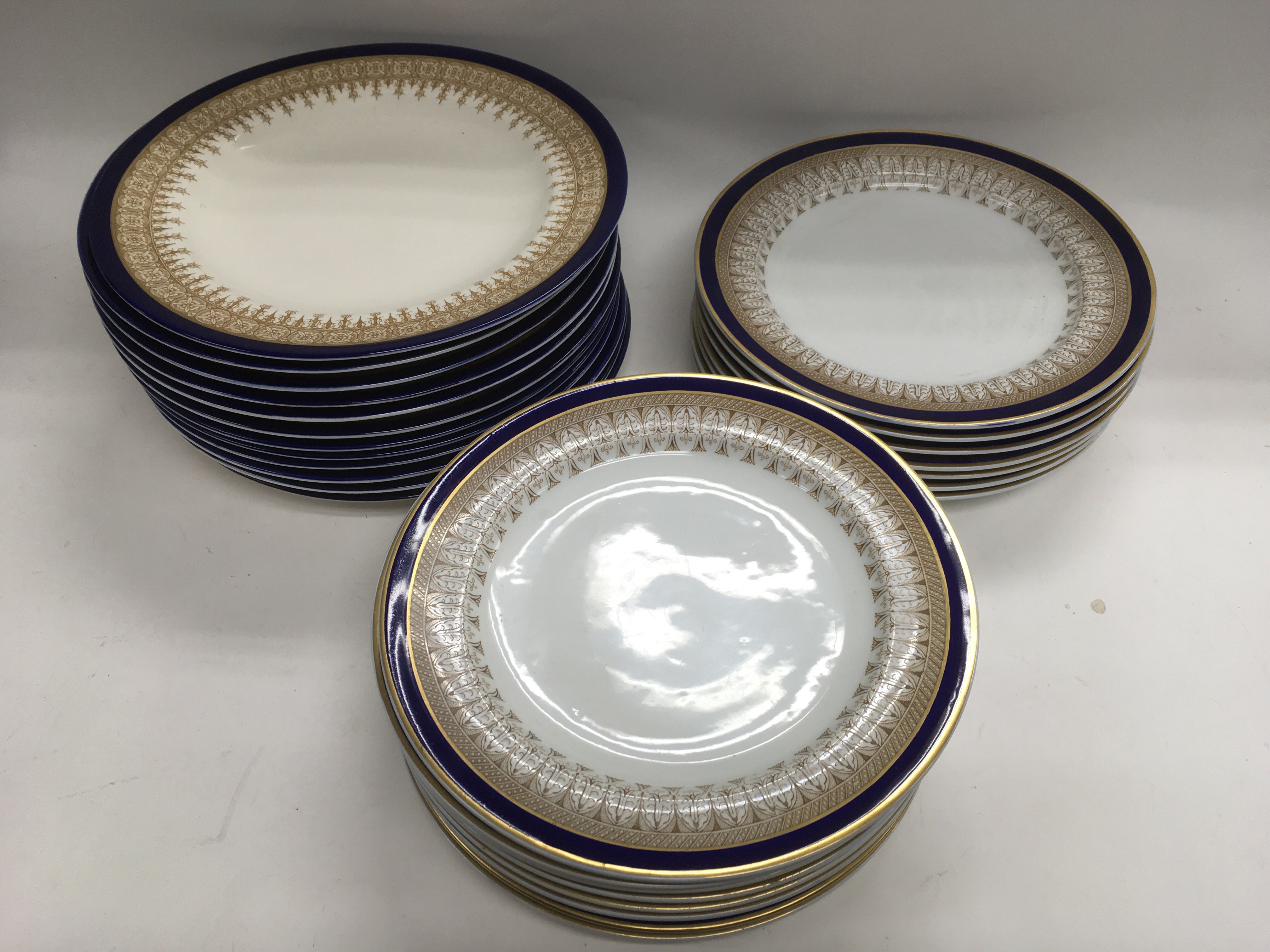 A set of Royal Worcester plates, approx sizes 26.5