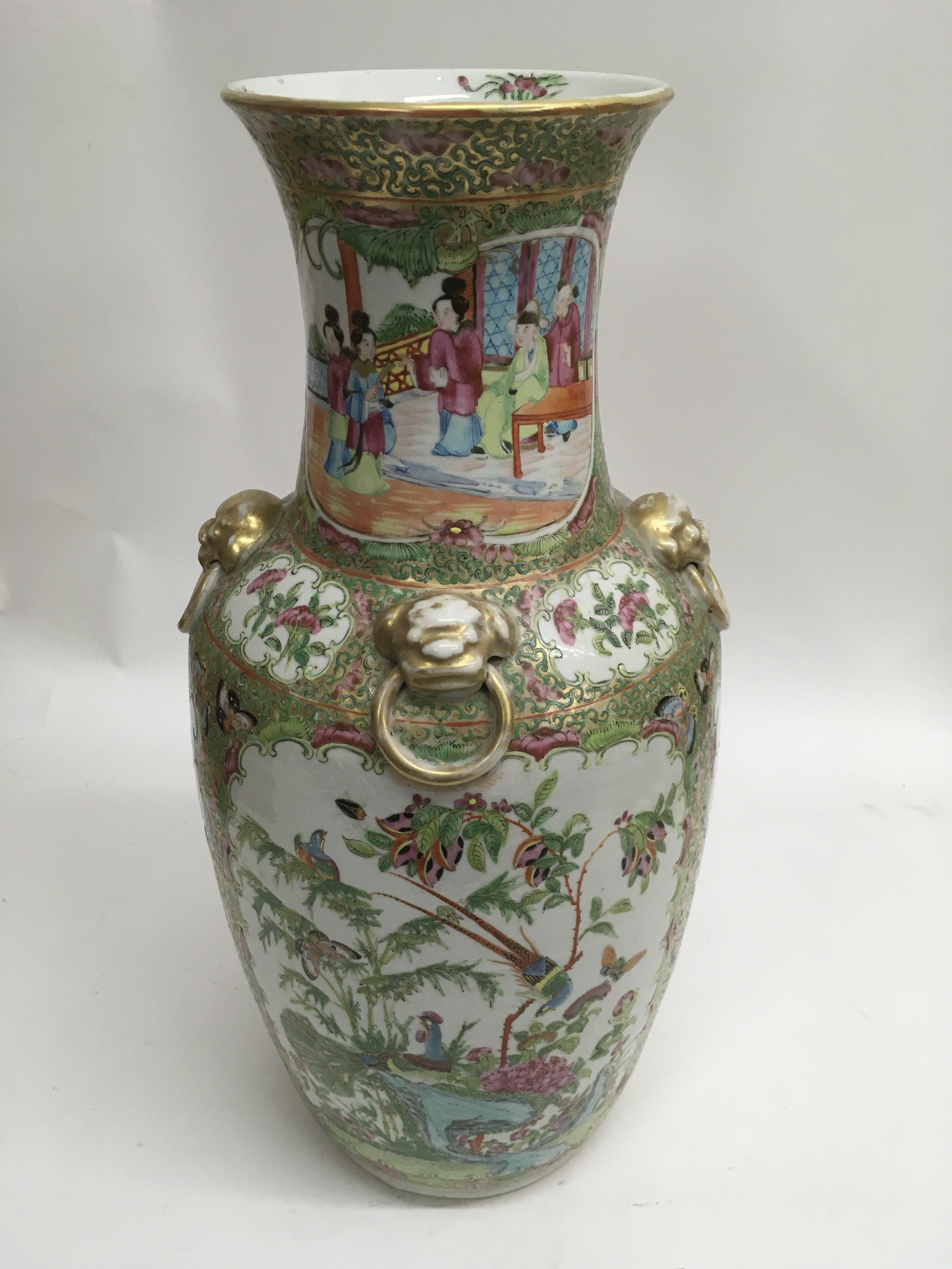 A Cantonese famille rose floor vase depicting figu - Image 3 of 5