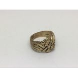 A Gents gold knot ring, approx 18.5g and approx si
