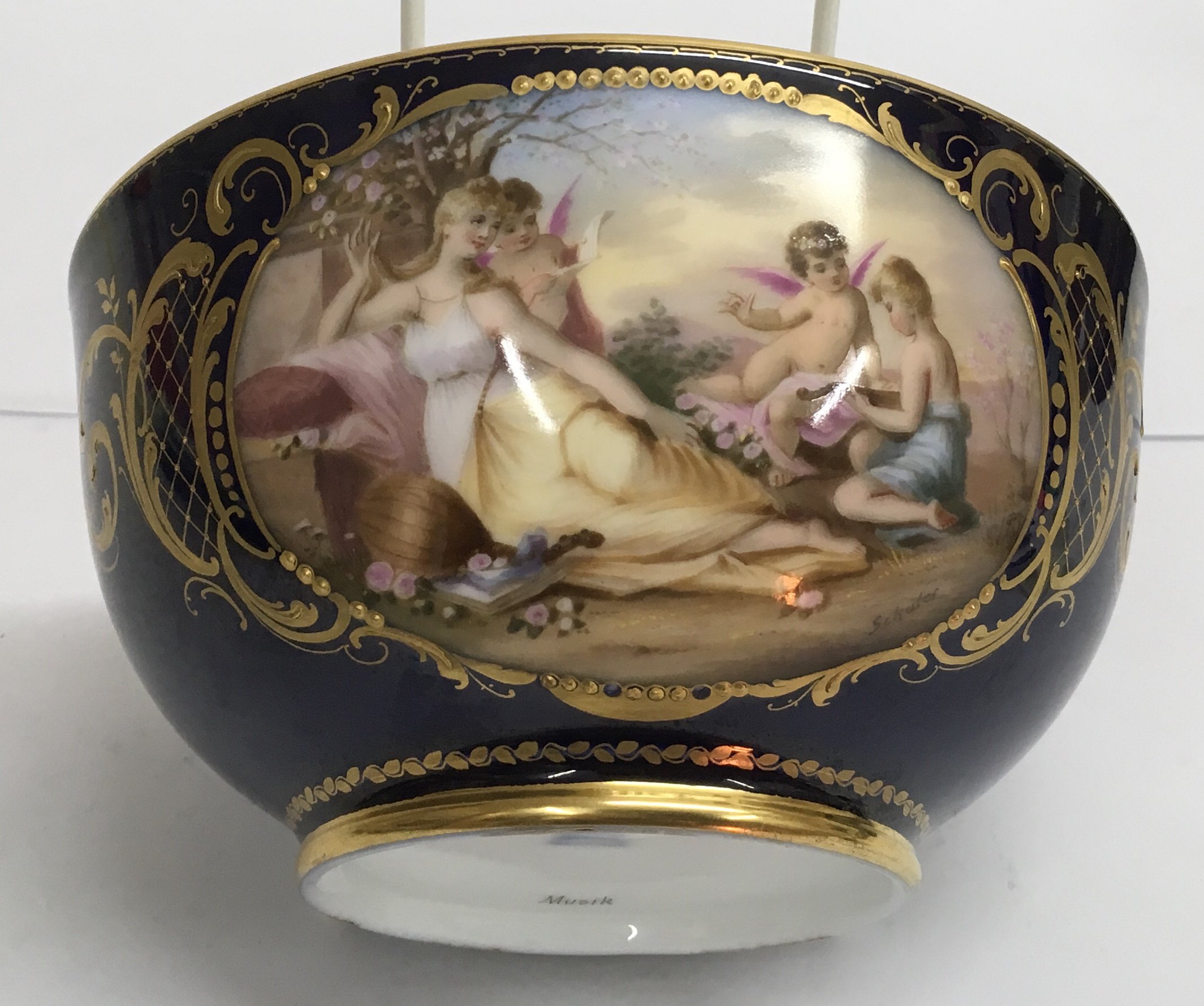 A Vienna 'Musik' porcelain bowl, the colbalt blue