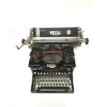 An American typewriter made by the Royal Typewriter Company, from the 1930s.