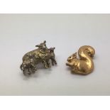 Two Harriet Glen gold brooches comprising one 18ct in the form of a squirrel and one 9ct in the form