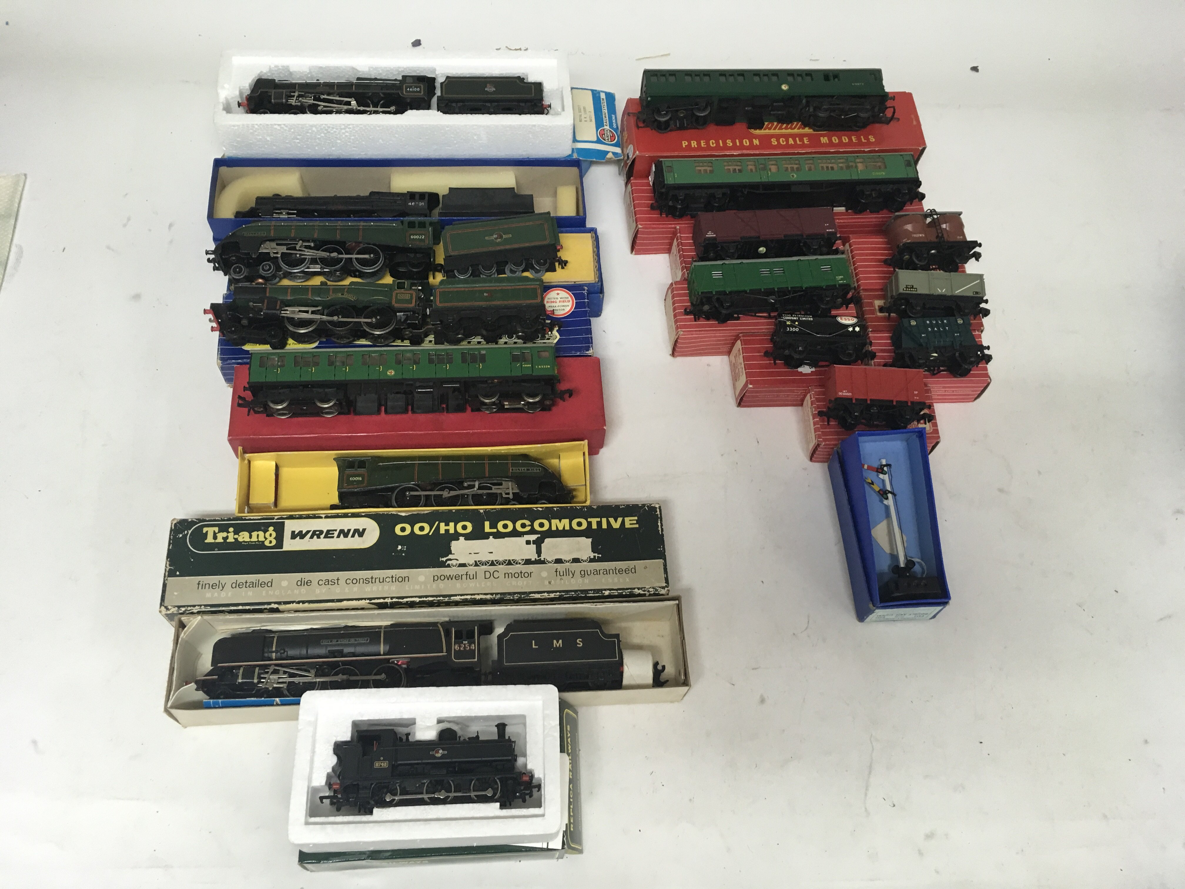 Included are 8 boxed locomotives, including a wren City of stoke and Trent. Also included are a