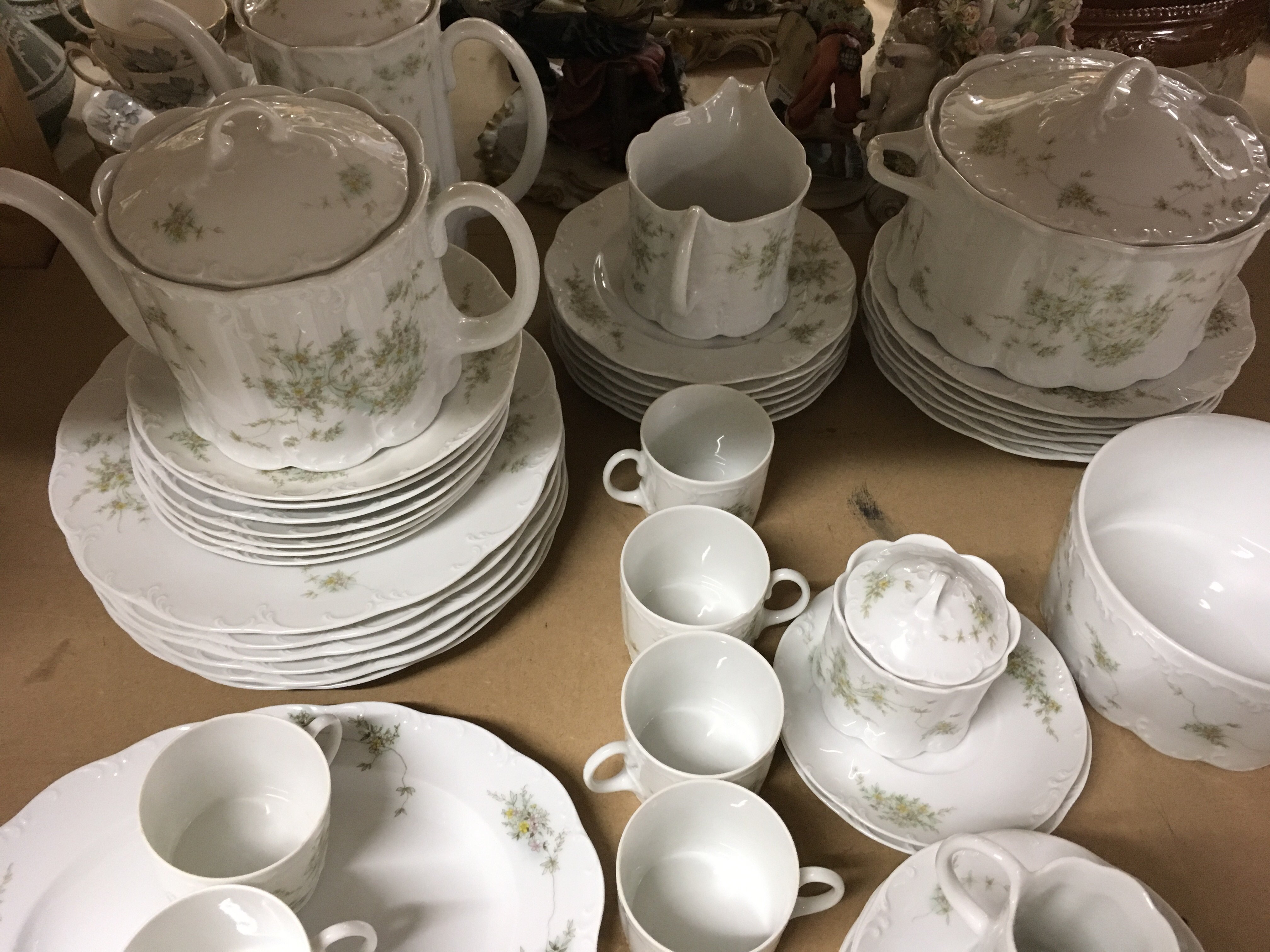 A Rosenthal Classic Rose dinner service and tea &