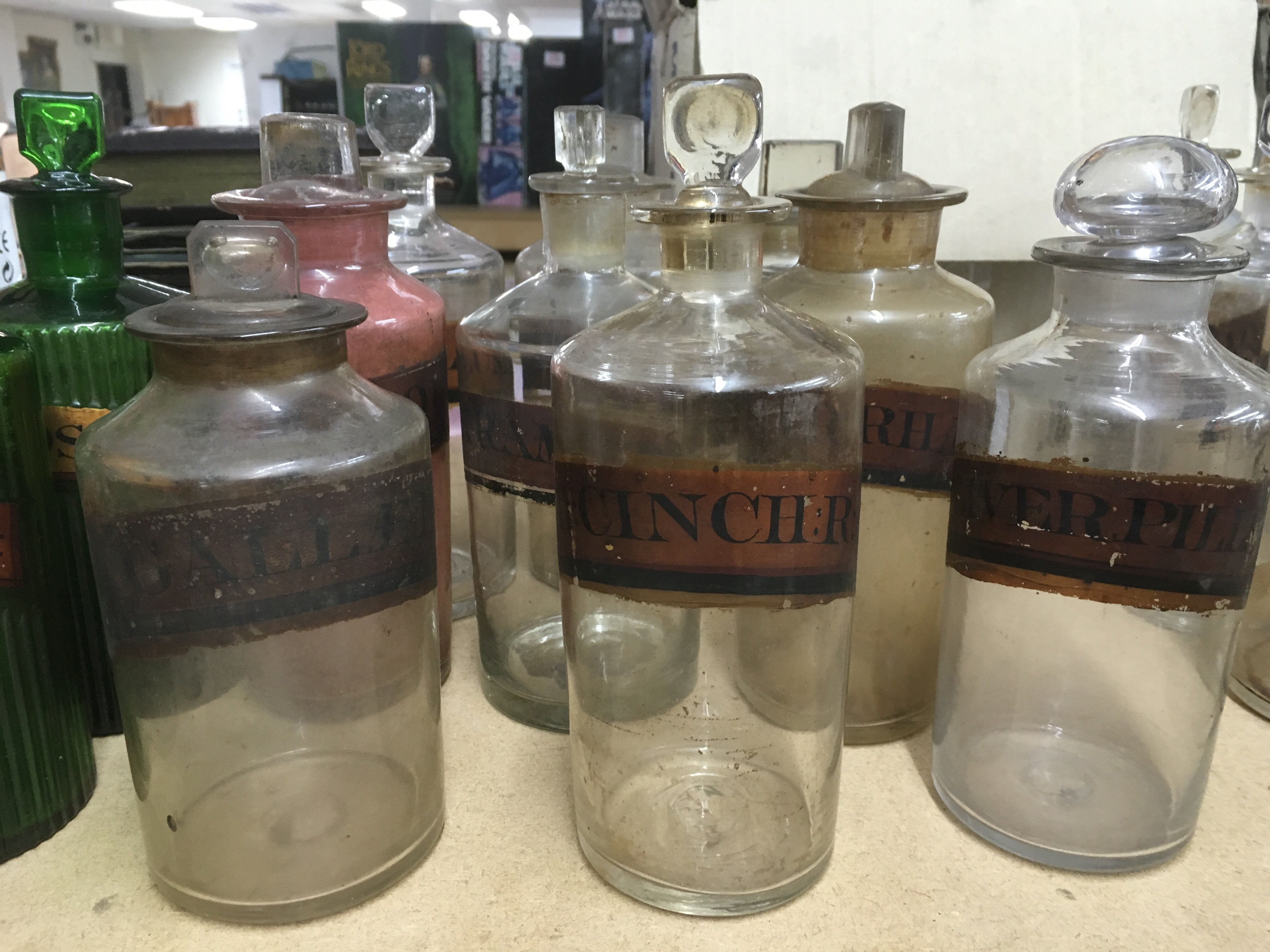 A collection of Victorian apothecary bottles inclu - Image 2 of 2