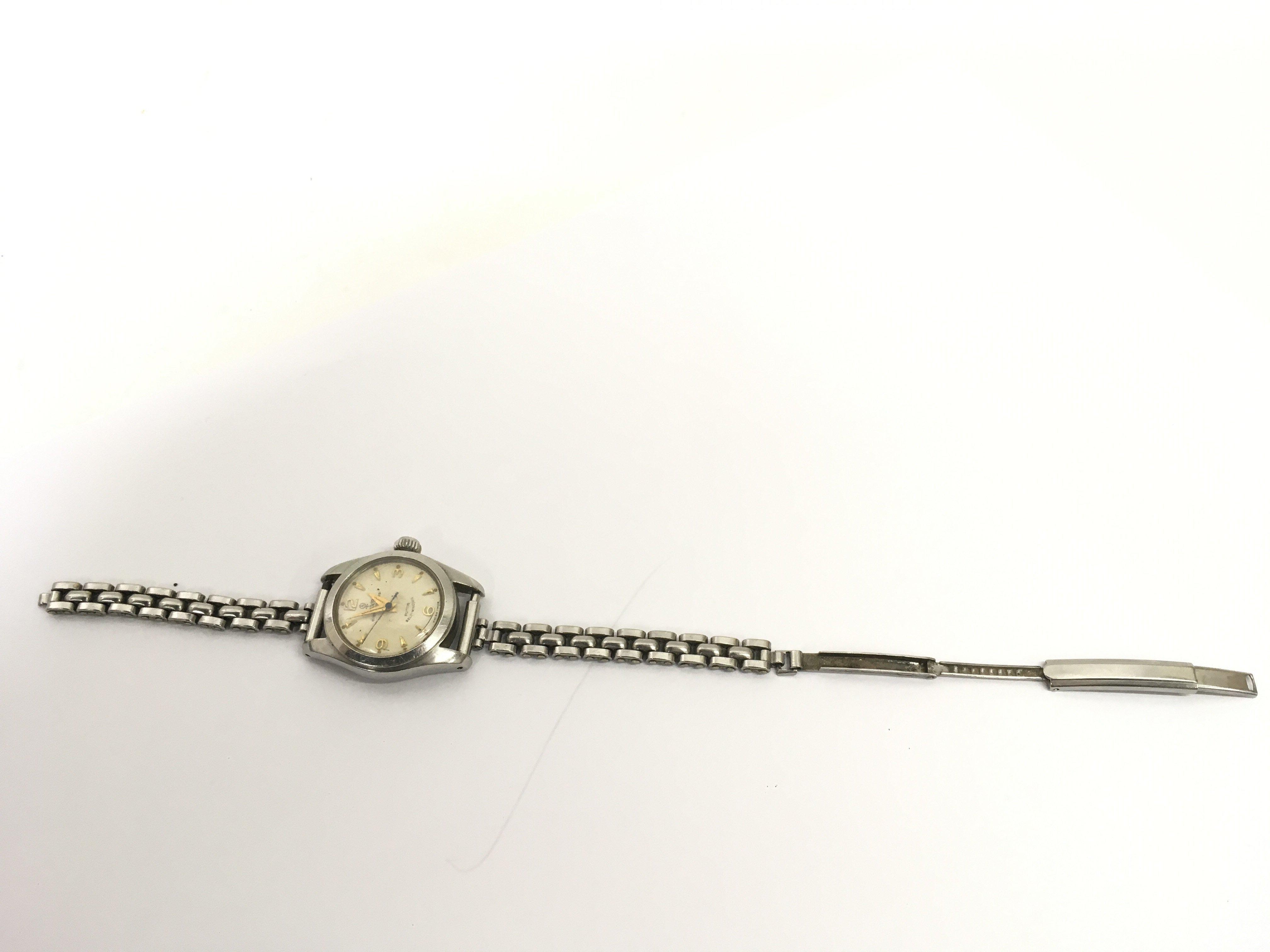 A lady's vintage Tudor Rose watch, a/f