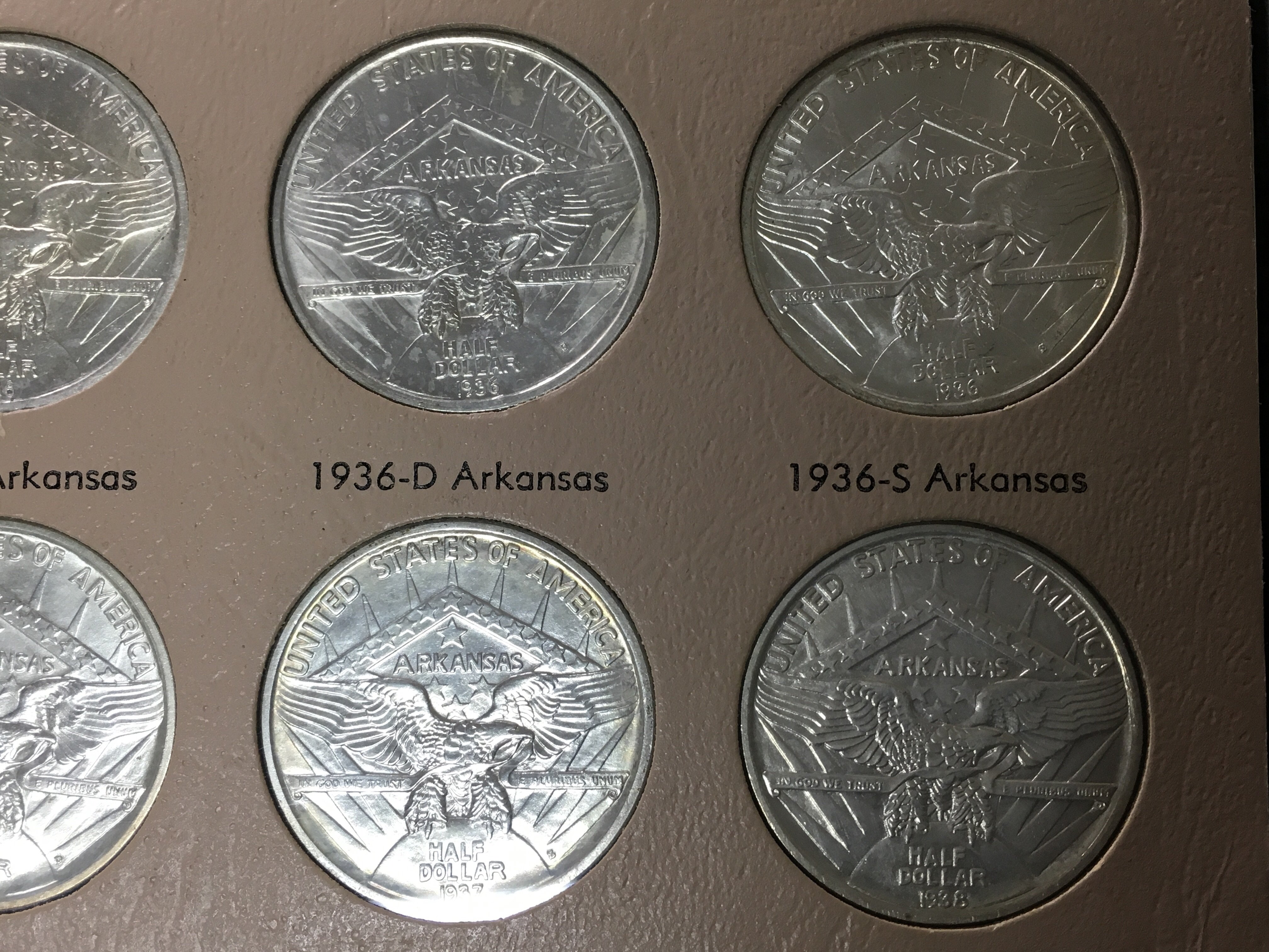 A set of American commemorative half dollars Arkan - Image 3 of 8