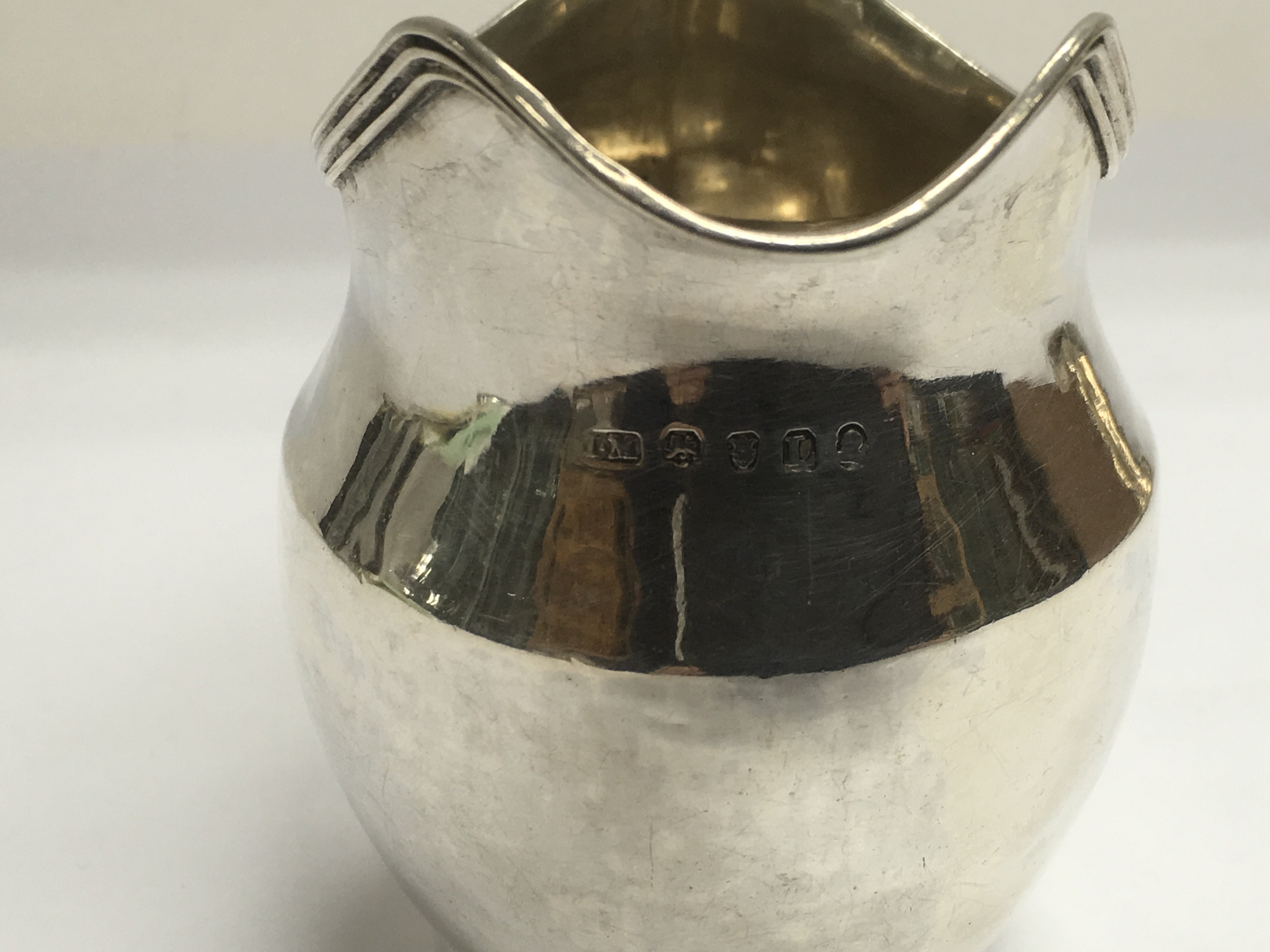 A Georgian silver jug, London 1806. - Image 2 of 2