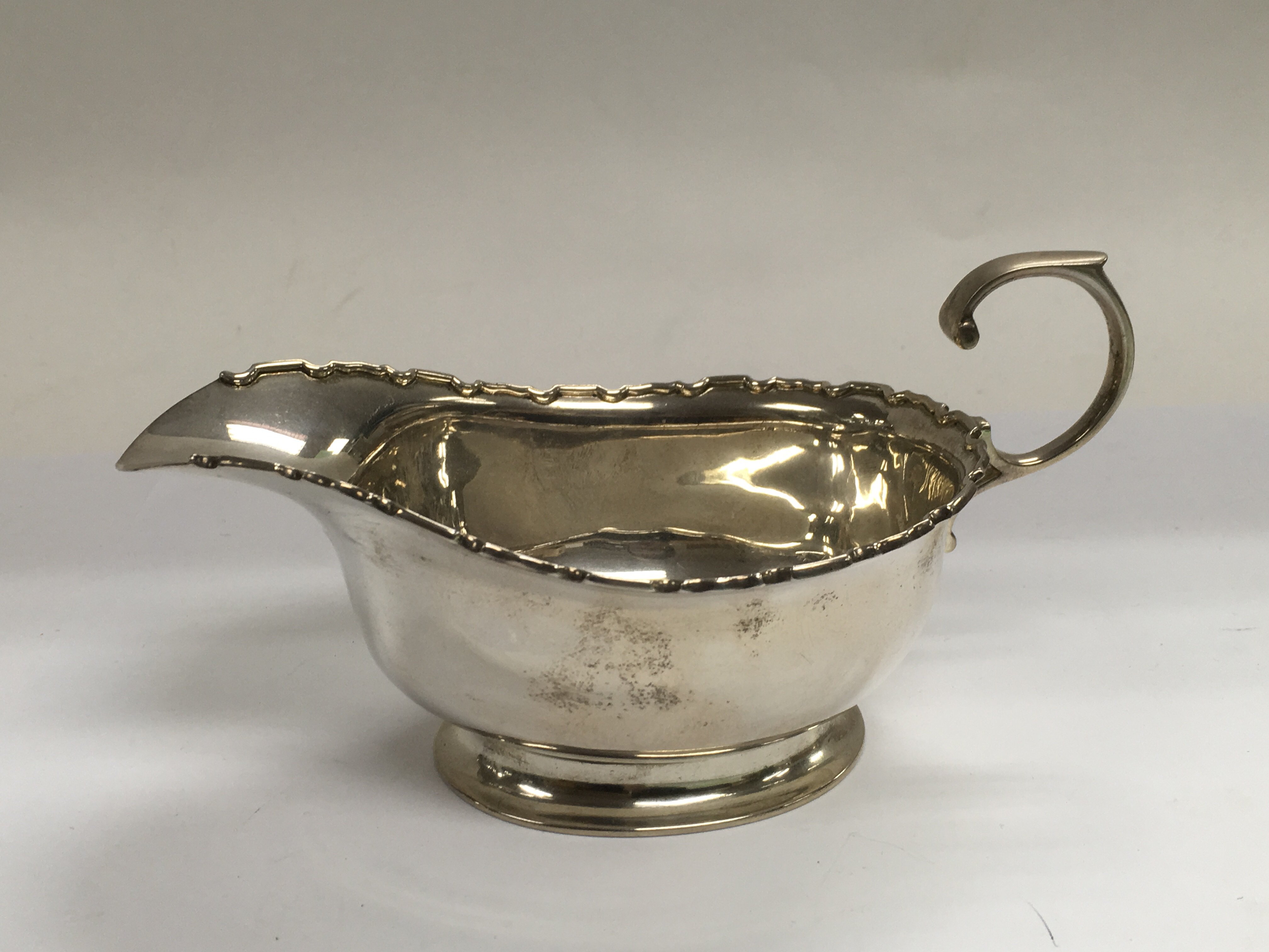 A silver sauce boat, Edinburgh hallmarks, approx 1