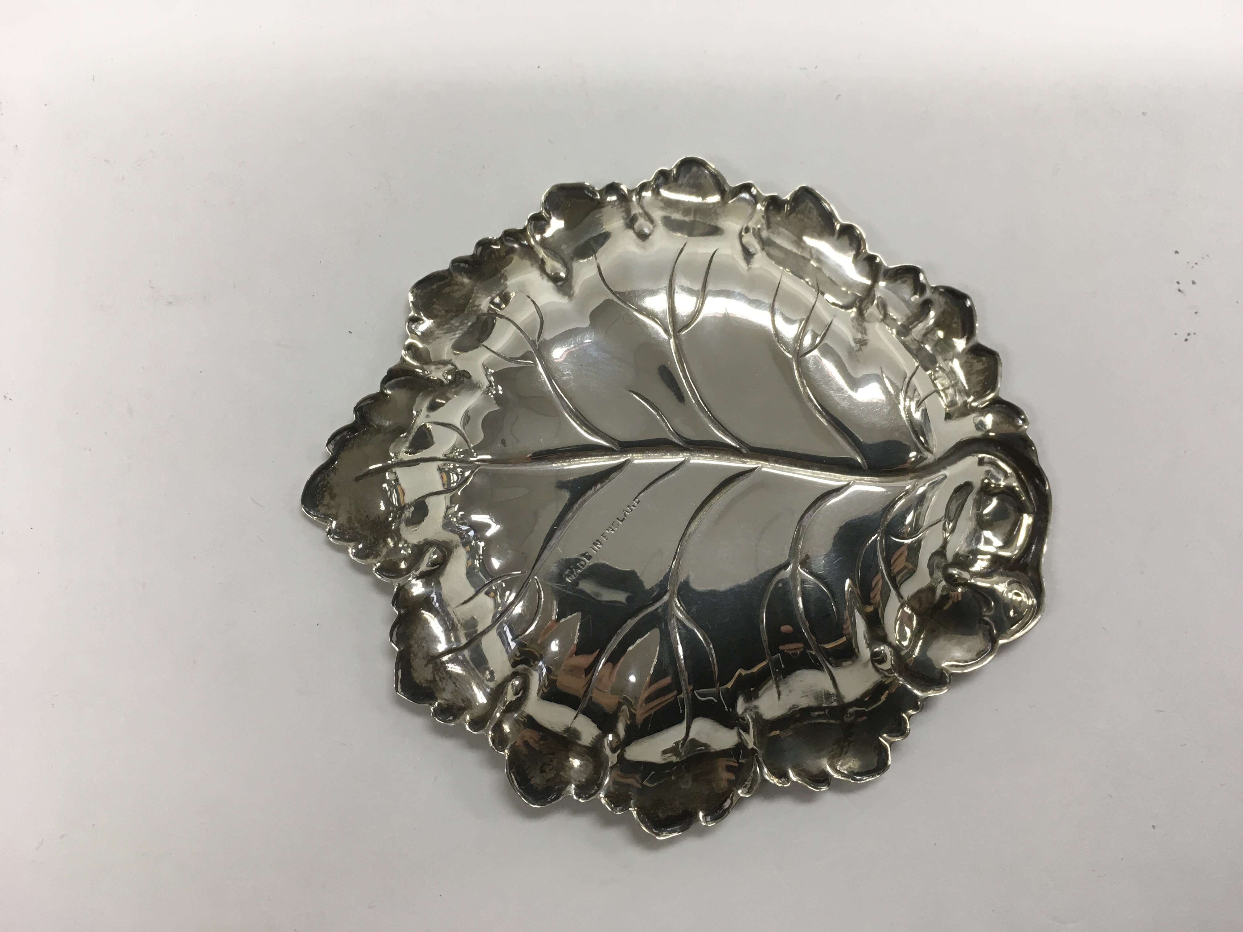 A small silver dish in the form of a leaf, Birming - Image 2 of 2