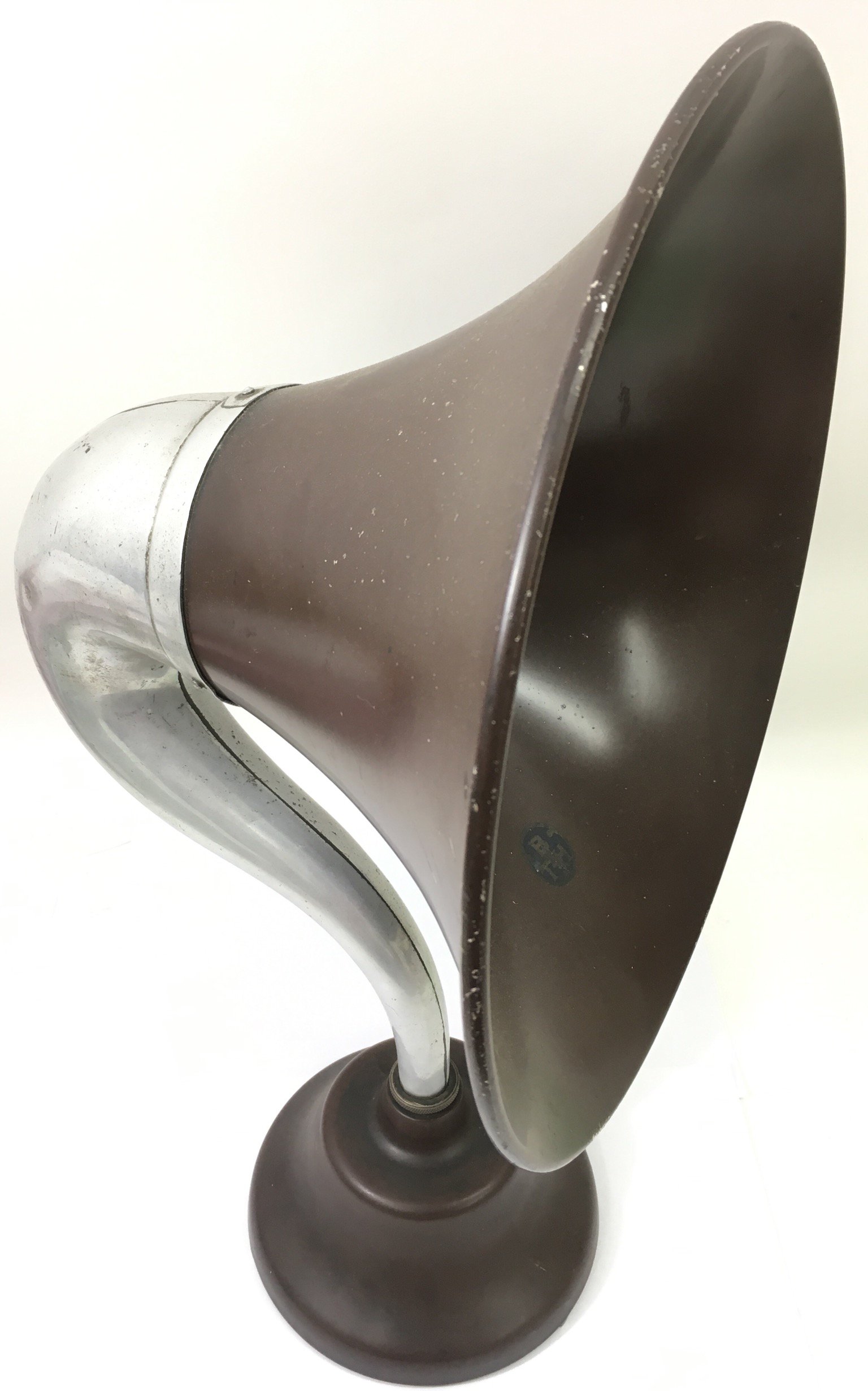 A vintage BTH chrome and Bakelite gramophone horn.Approx 56cm high