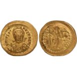 Ancient Coins, Byzantine, Justin I (518-527), gold solidus, Constantinople, officina R, helmeted and