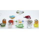 Nine glass dishes to include Whitefriars controlled bubble and Murano Sommerso examples, largest