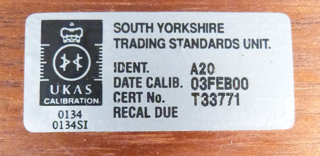 South Yorkshire Trading Standards set of weights, 4lb to 1/8oz, together with two further sets of - Image 4 of 12