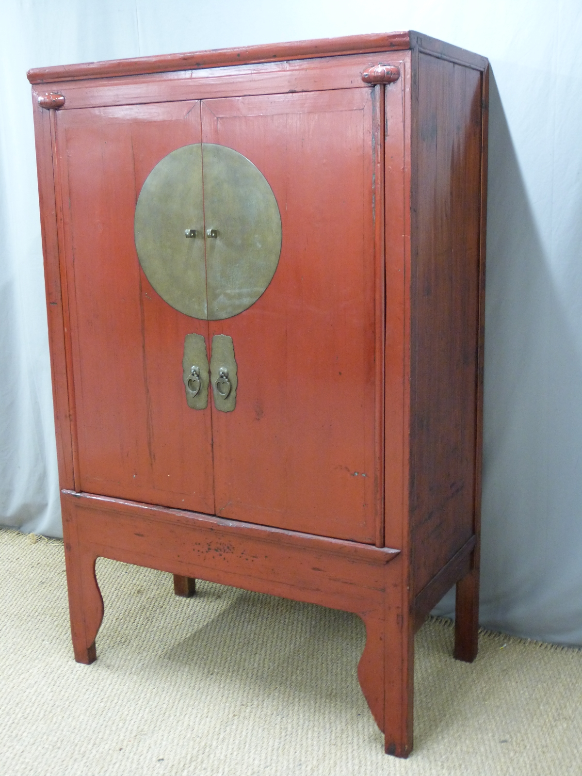 Chinese red lacquer cupboard with brass mounts, the interior with two drawers, shelves and secret - Image 2 of 2