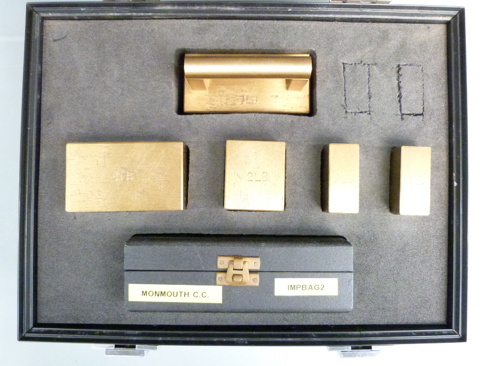 Three Monmouthshire Trading Standards cased sets of test weights by Reverifications Ltd, two 7lb - Image 11 of 12
