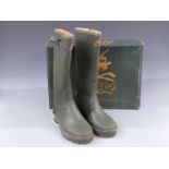 Sportchief wellington boots with leather lining in green, size 10¾, new in original box.
