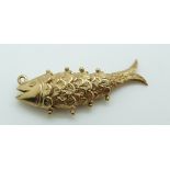 A 9ct gold fish pendant, 7g
