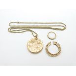Victorian 9ct gold back and front locket (5.6g), 9ct gold mount and a 9ct gold ring (5.3g)