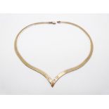 A 9ct gold ribbon necklace, 9g, 21cm drop, L41cm