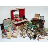 A collection of costume jewellery including Art Deco brooch, lucite brooch, watches, coins, silver