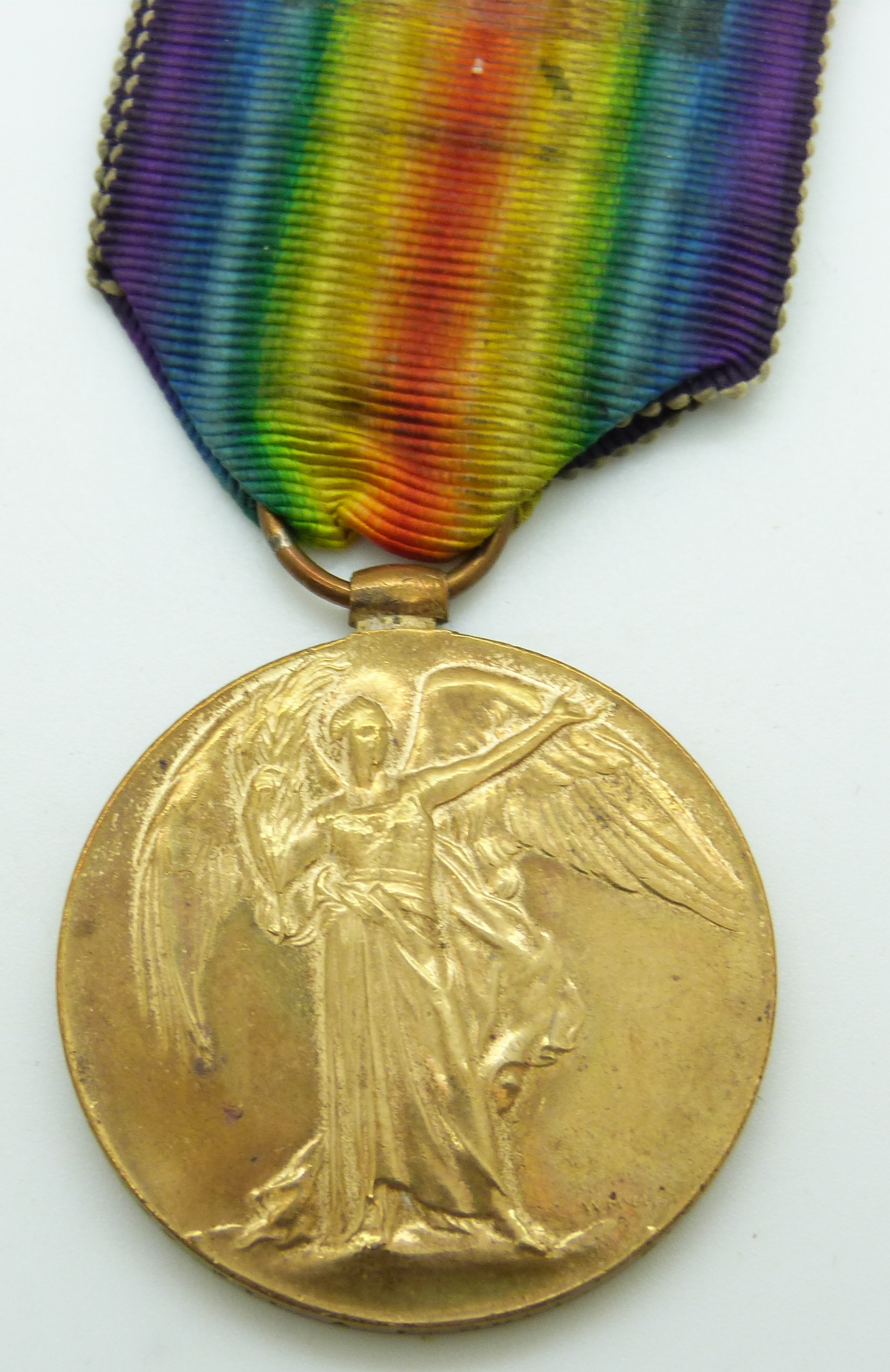 British Army WWI Victory Medal named to 13546 Pte A E Cull Glosters/ Gloucestershire Regiment
