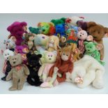 A large quantity of TY Beanie Babies bear
