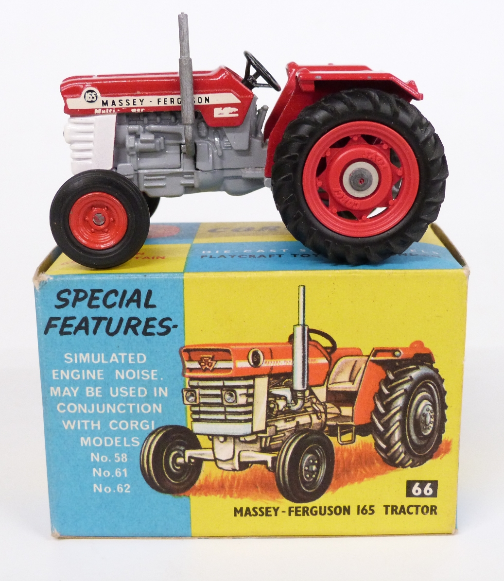 Corgi Toys diecast model Massey-Ferguson '165' Tractor with red body and hubs 66, in original box - Image 2 of 6