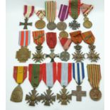 Nineteen continental WWI & WWII medals including France, Belgium, Austria, Poland etc
