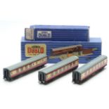 Five Hornby Dublo 00 gauge model railway coaches including TPO Mail Van Set etc., two in original