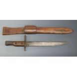 WWI Canadian Ross Rifle Co, Quebec bayonet with 25cm blade, in leather bound scabbard with frog.