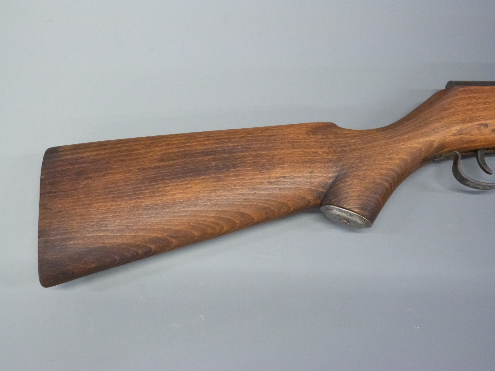 Rellum Telly .22 air rifle with semi-pistol grip, raised cheek piece and metal disk to stock, serial - Image 2 of 6