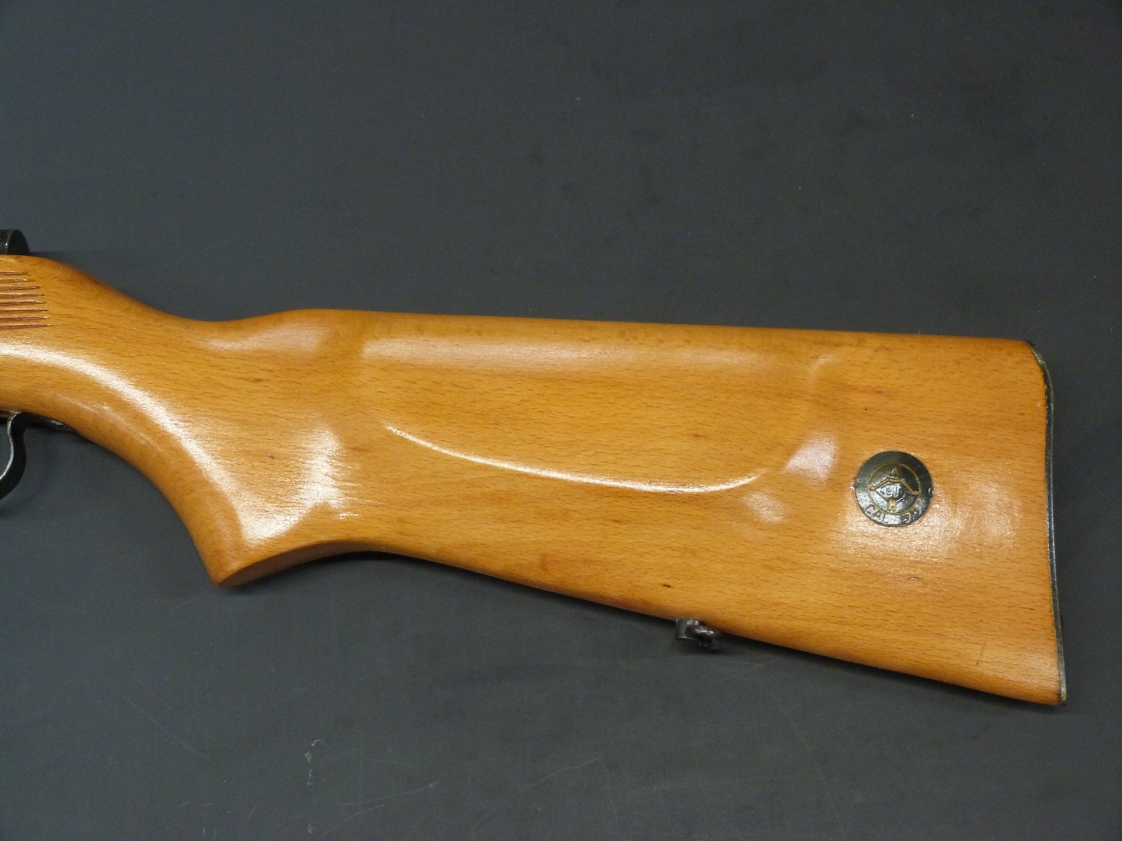 Relum Telly .22 air rifle with semi-pistol grip, raised cheek piece, sling suspension mounts and - Image 5 of 6