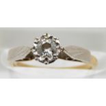 Art Deco 18ct gold ring set with a diamond in a platinum setting, 2.2g, size I