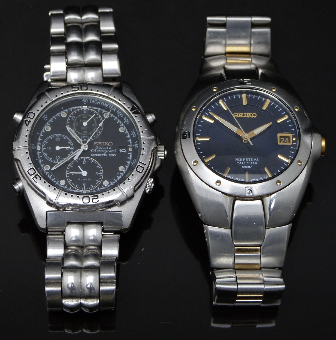 Two Seiko gentleman's wristwatches comprising Sports 150 chronograph ref. 7T42-6A00 with black dial,