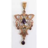 Art Nouveau 9ct gold pendant set with amethysts, 3cm long