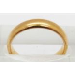 A 22ct gold wedding band, Birmingham 1928, 5g, size K